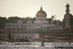 The Sultan Omar Ali Saifuddien Mosque